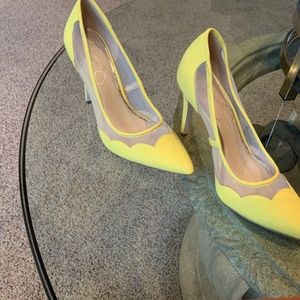 Jessica Simpson Yellow Pumps